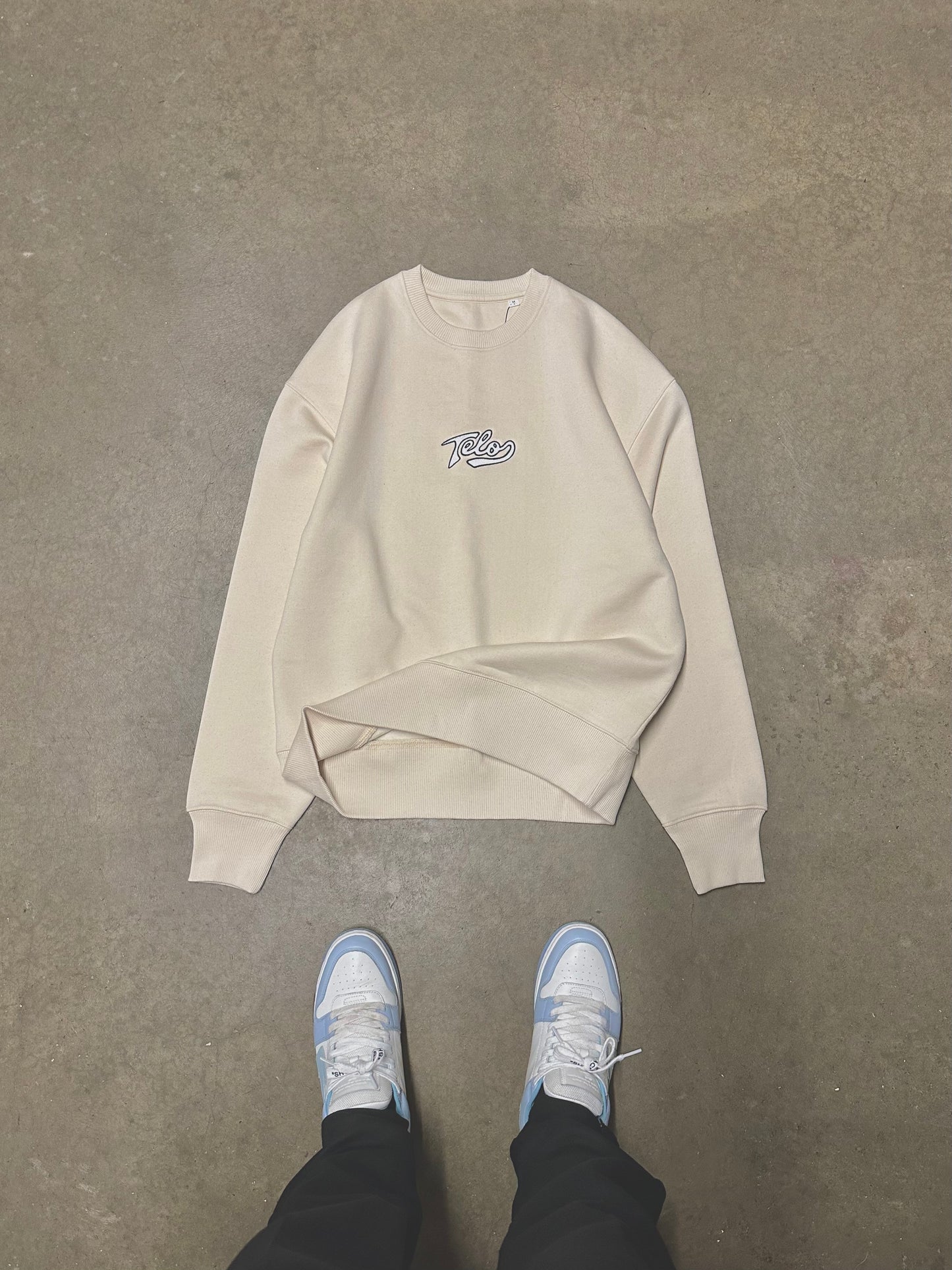 CURVE CREWNECK (CREAM)